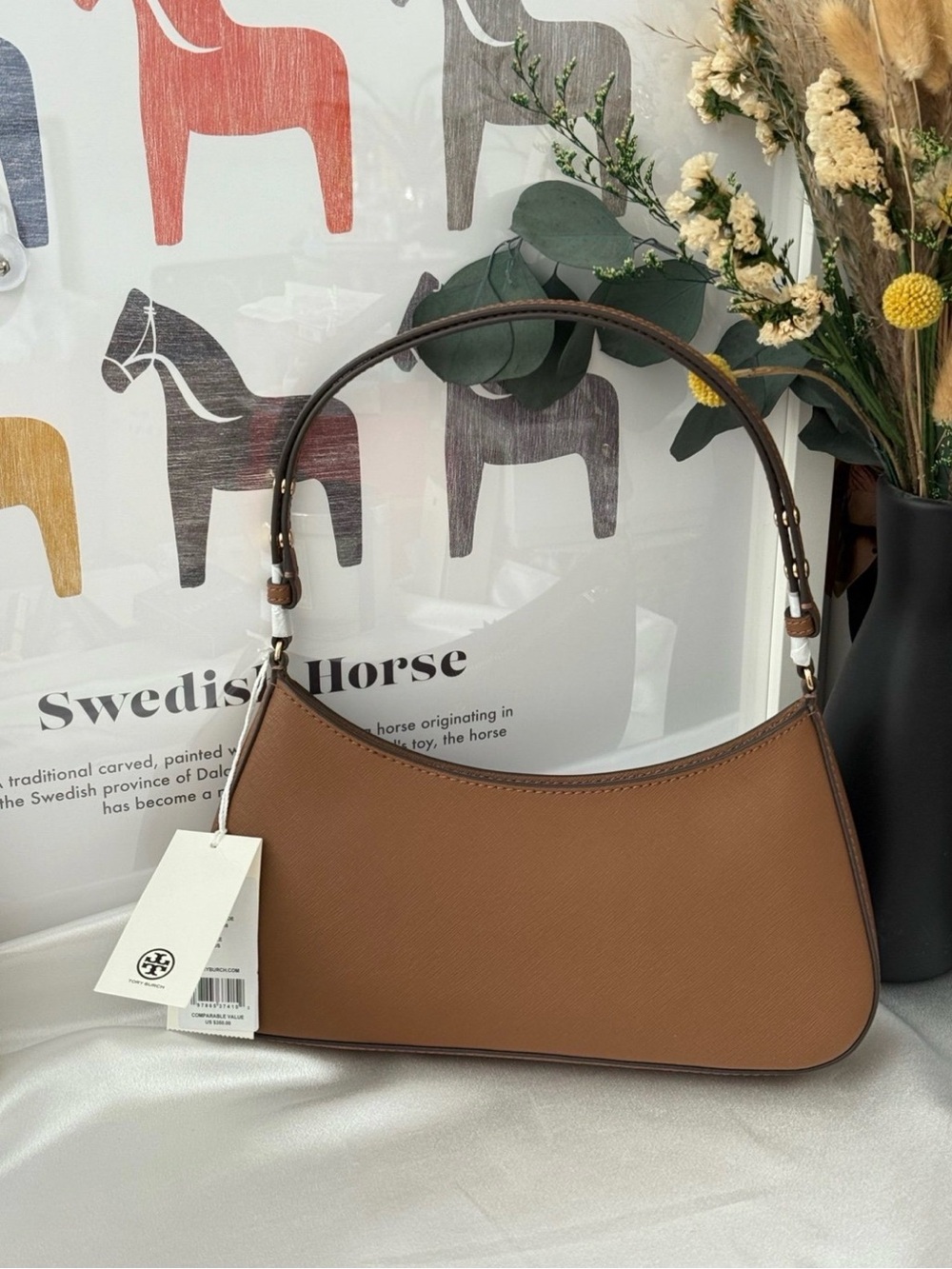 Tory Burch Emerson Shoulder Bag - Picture 9 of 9